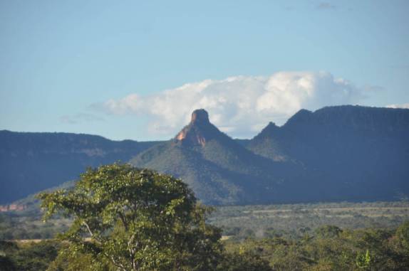 Paisagem montanhosa próximo à cidade de Taguatinga - TO